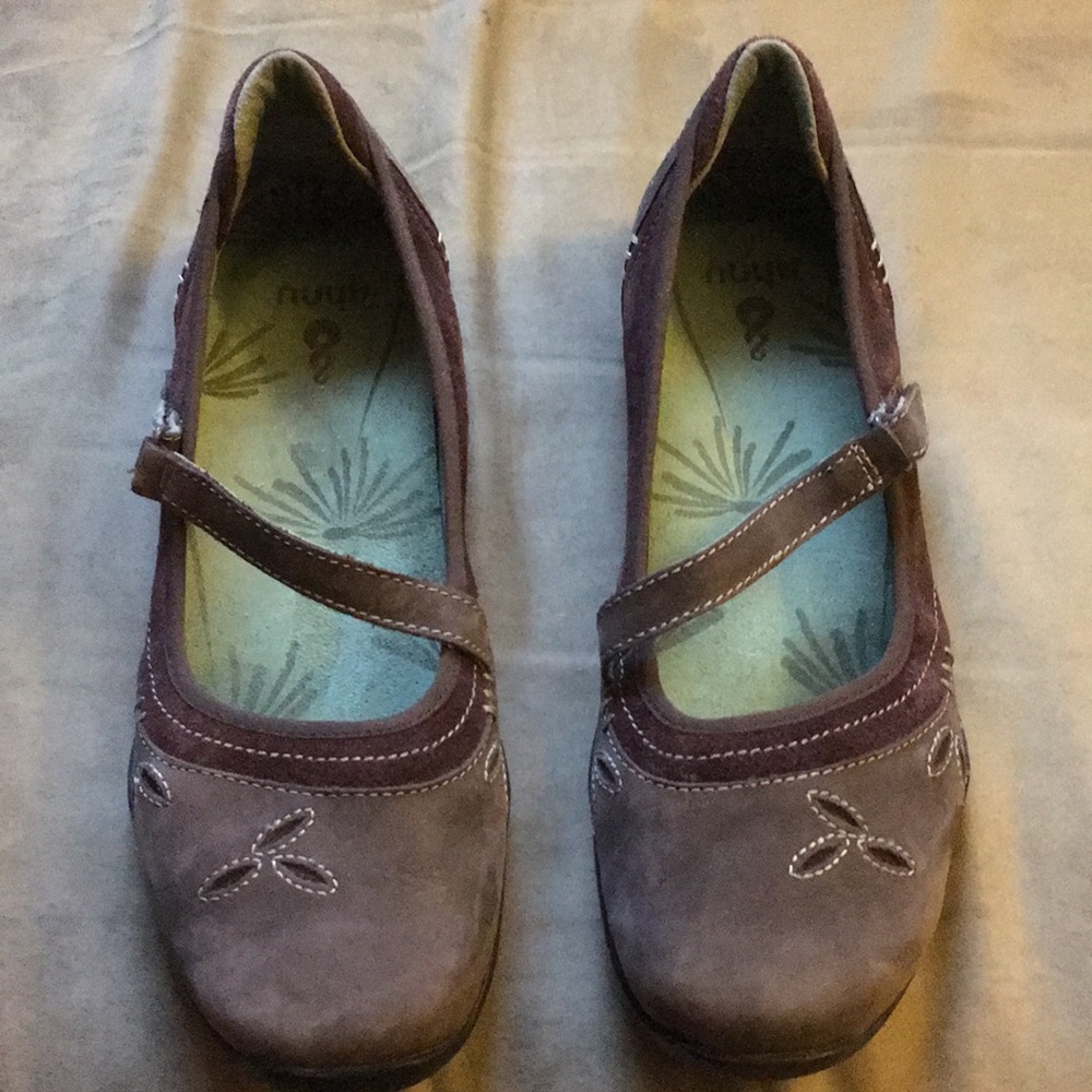 Ahnu “Gracie” Brown MaryJane Shoes Size 8 - Picture 2 of 8